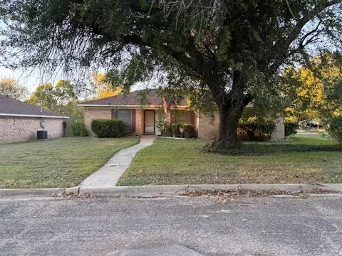 500 Lakewood Ave, Corsicana, TX 75110