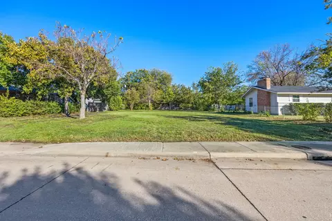212 W Park St, Little Elm, TX 75068