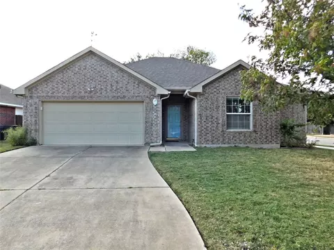 1013 Barbara St, Denton, TX 76209