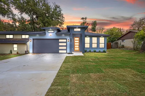 310 Linkview Dr, Duncanville, TX 75137