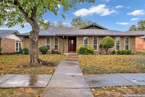 2105 Glencrest Ln, Garland, TX 75040