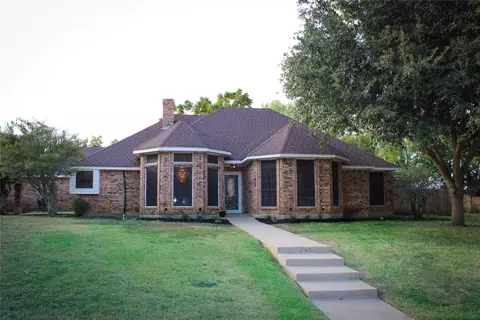 1409 Frenchmans Dr, Desoto, TX 75115