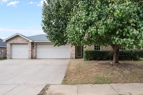 517 Barbara Jean Ln, Burleson, TX 76028