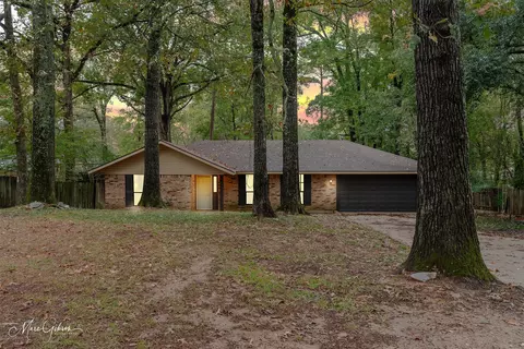8503 Timberwood Ln, Haughton, LA 71037
