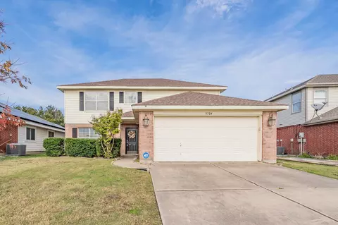 9704 Francesca Dr, Fort Worth, TX 76108