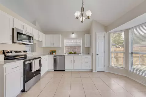 2253 Merrimac Ln, Lancaster, TX 75146