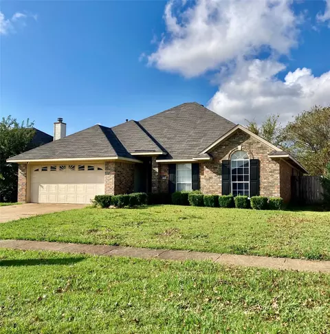 5303 Meadowsweet Cir, Bossier City, LA 71112