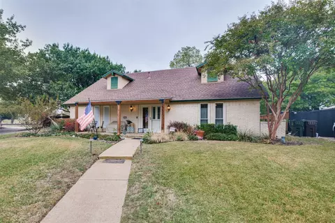 2751 N Cypress Cir, Plano, TX 75075