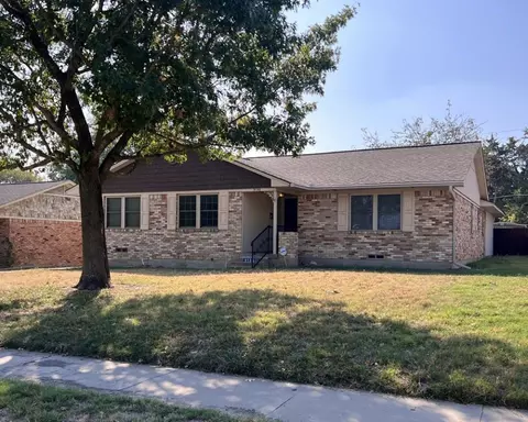 9136 Bretshire Dr, Dallas, TX 75228