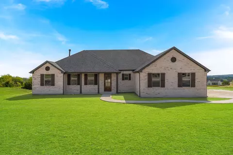 Exterior - 8920 Prather Rd, Springtown, TX 76082 photo 3 of 7