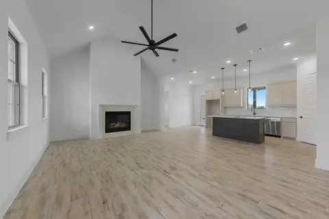 Living - 8920 Prather Rd, Springtown, TX 76082 photo 1 of 7
