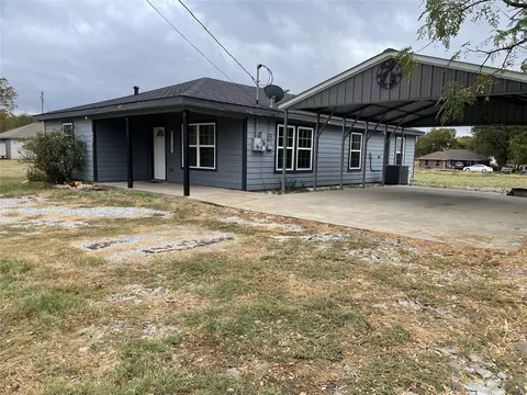 802 E Commerce, Honey Grove, TX 75446