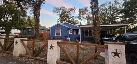 2120 Tisinger Ave, Dallas, TX 75228
