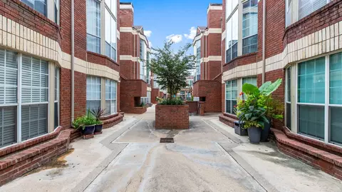 3100 Cole Ave #204, Dallas, TX 75204
