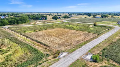 2151 Sundance Rd, Whitesboro, TX 76273