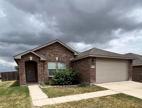 9032 Navigation Dr, Fort Worth, TX 76179