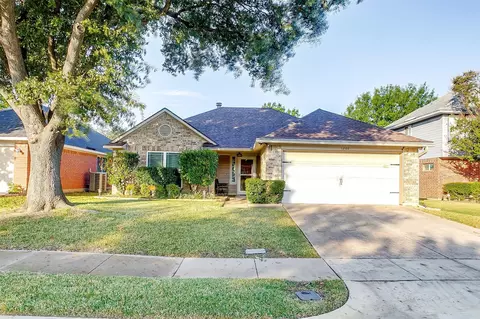 1206 Princeton Pl, Euless, TX 76040