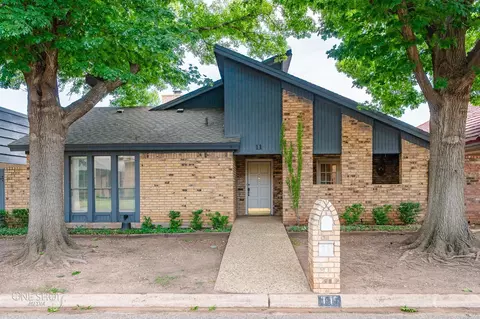 11 Surrey Sq, Abilene, TX 79606