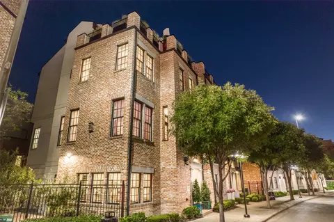 2190 Canton St, Dallas, TX 75201