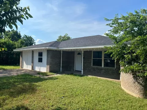 1942 Houghton Rd, Dallas, TX 75217
