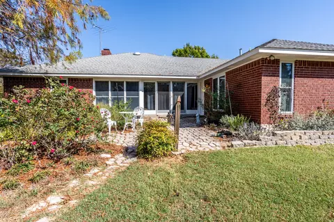 1904 Hash Rd, Lancaster, TX 75146 photo 8