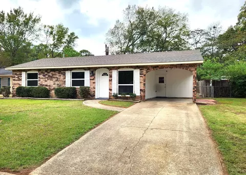 9008 Mackey Cir, Shreveport, LA 71118