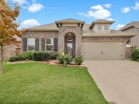 1716 Canter Ct, Aubrey, TX 76227