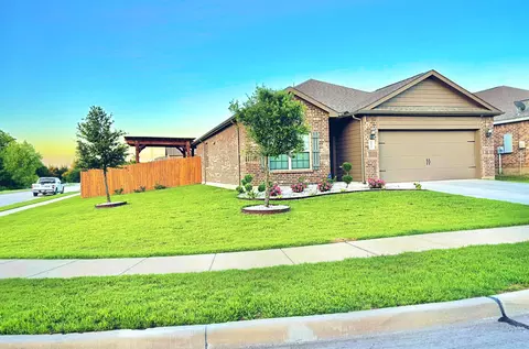 2972 Kyle St, Anna, TX 75409