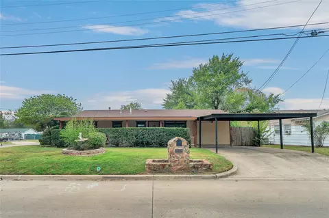 902 SE 16th St, Mineral Wells, TX 76067