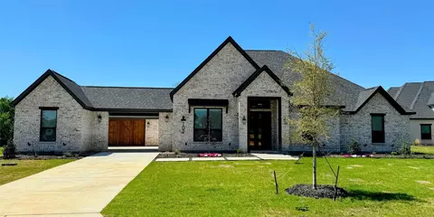 102 Blue Spruce Dr, Krugerville, TX 76227