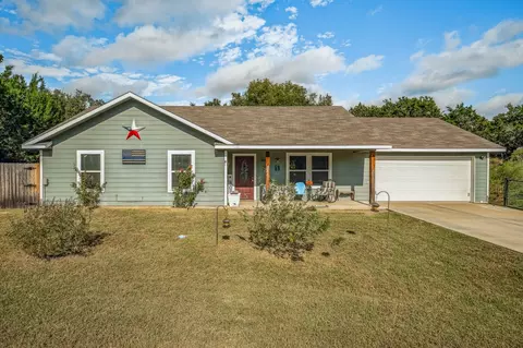 1026 Indian Dr, Granbury, TX 76048