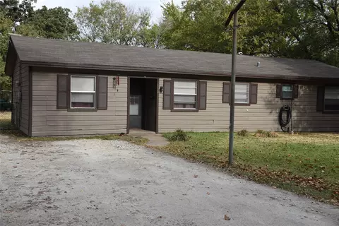 150 E Rob Ave, Corsicana, TX 75110