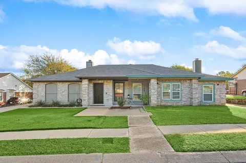 1148 Highpoint Rd, Bedford, TX 76022