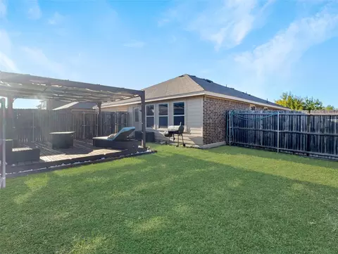 3028 Iris Dr, Lancaster, TX 75146 photo 25