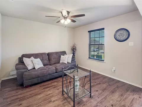 3028 Iris Dr, Lancaster, TX 75146 photo 14