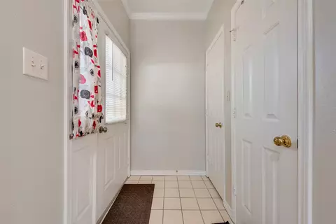 237 E Windsor Dr, Denton, TX 76209 photo 32
