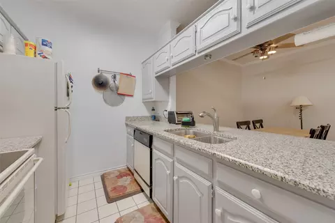 237 E Windsor Dr, Denton, TX 76209 photo 10