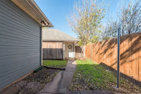 237 E Windsor Dr, Denton, TX 76209 photo 38