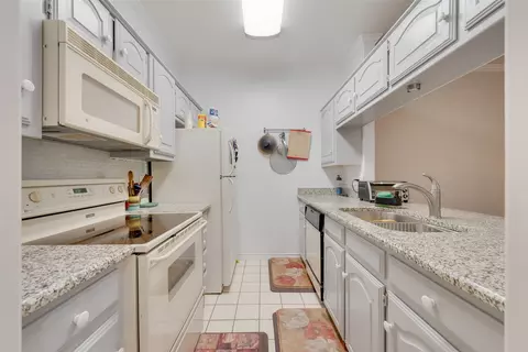 237 E Windsor Dr, Denton, TX 76209 photo 11