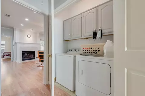 237 E Windsor Dr, Denton, TX 76209 photo 9