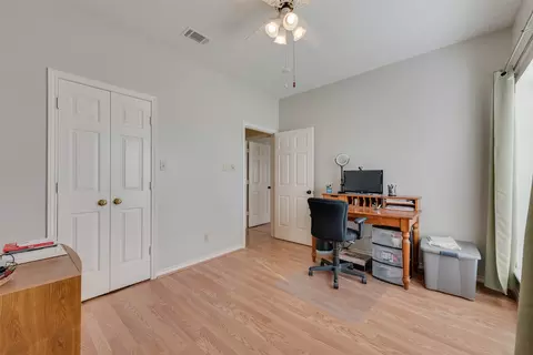 237 E Windsor Dr, Denton, TX 76209 photo 21
