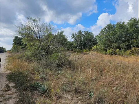 6922 Donegal Dr, Brownwood, TX 76801