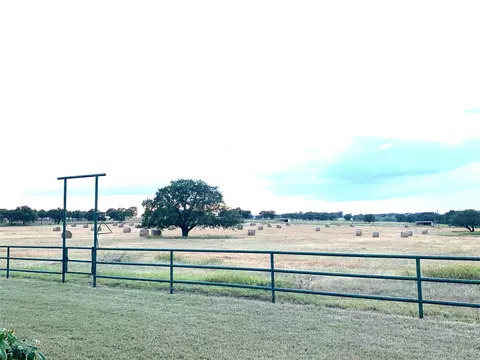 575 Dyer Rd, Lipan, TX 76462