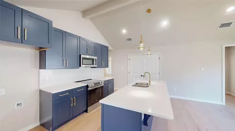 Kitchen - 703 Cedar St, Cleburne, TX 76031 photo 3 of 4