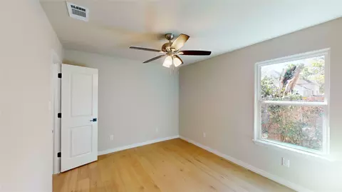 Bedroom - 703 Cedar St, Cleburne, TX 76031 photo 4 of 6