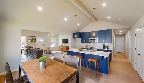 Kitchen - 703 Cedar St, Cleburne, TX 76031 photo 2 of 4