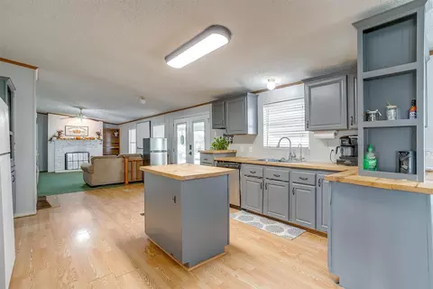 3840 Franko Switch Rd, Weatherford, TX 76088