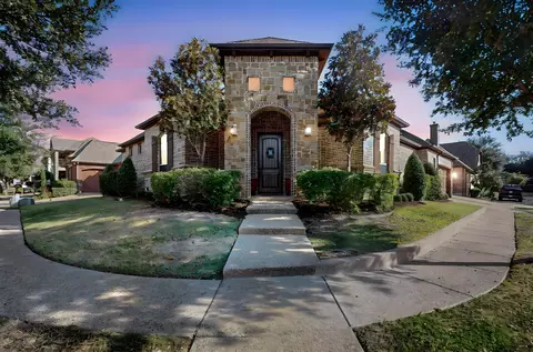 6418 Tuscany Park Dr, Arlington, TX 76016