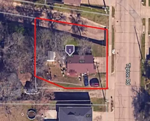 905 Tipton Rd, Irving, TX 75060