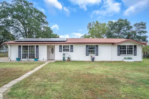 346 Nichols Dr, Canton, TX 75103